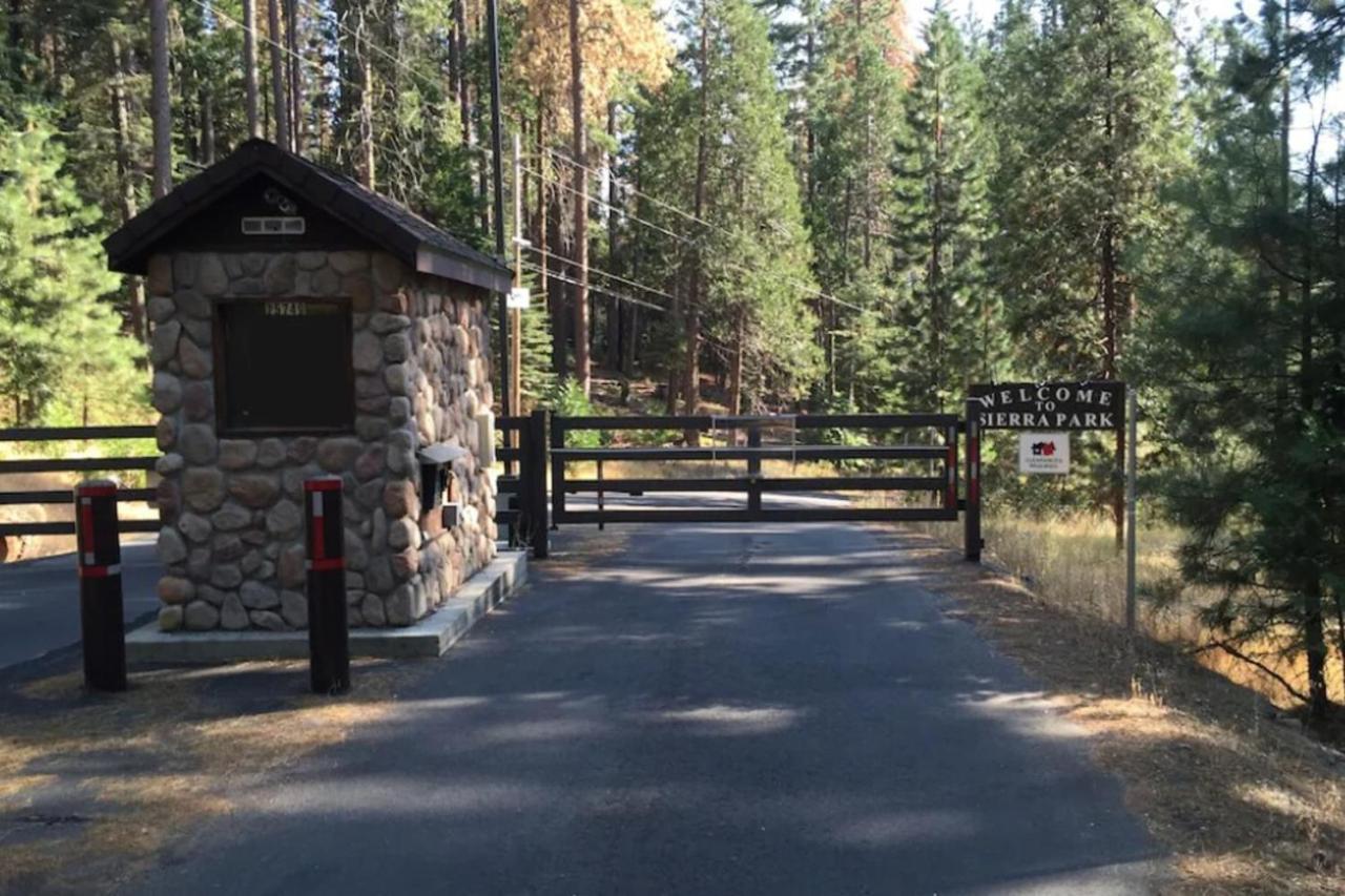 Beautiful Cabingated Parkpinecrest & Dodge Ridge Villa Long Barn ภายนอก รูปภาพ